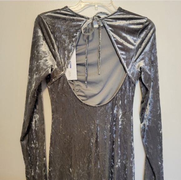 NWT Future Collective Silver Ruched Long Sleeve Crushed Velvet Dress Size XXS - Picture 11 of 15